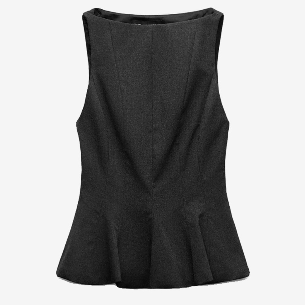 Black Sleeveless Top